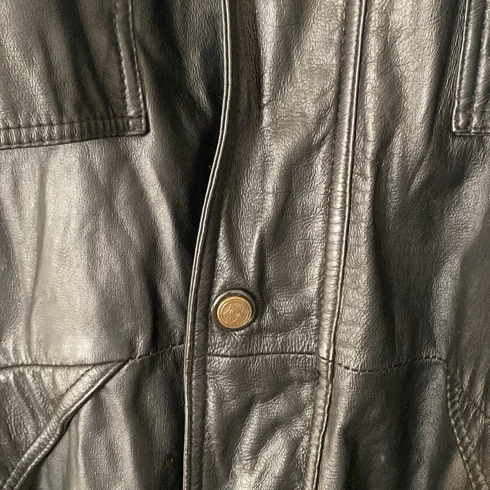 Men’s Black KS Leather Coat - Picture 4 of 7